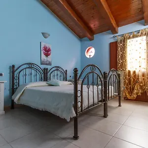 https://la-capinera.in-sardinia.net