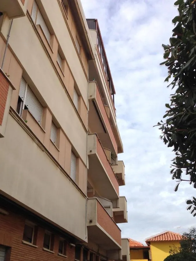 Flores B&B Fiumicino 0*,  Italy