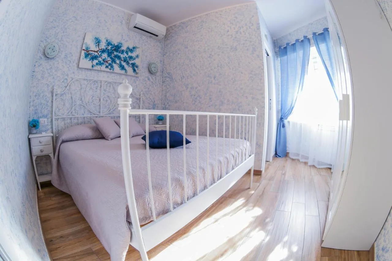 Flores B&B Fiumicino Italy